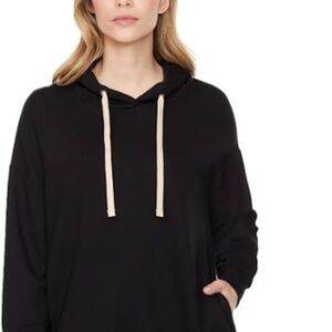 Buffalo Ladies' Hoodie with Side Pockets | S & XL